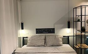 E2G Urban Stay With Balcony